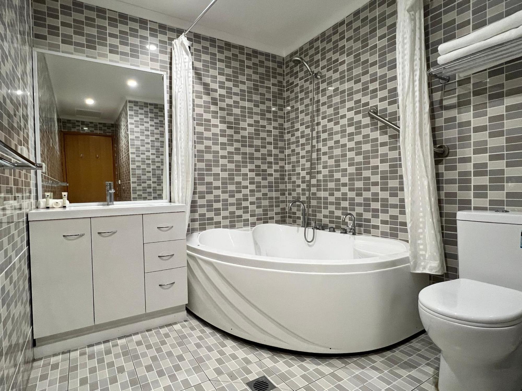 The Phoenix Artesian Spa Resort And Accommodation Moree Luaran gambar